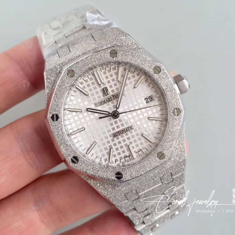 Replica Audemars Piguet Royal Oak 15410 Aps Factory White Dial (2)