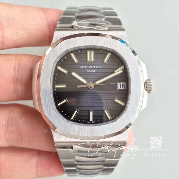 Replica Patek Philippe Nautilus 5711 Gr Factory Stainless Steel (1)