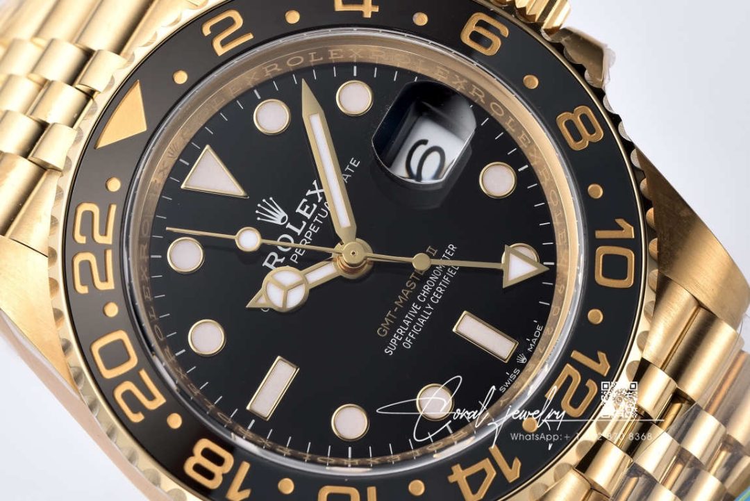 Replica Rolex Gmt Master Ii M126718grnr 0001 Clean Factory Black Bezel (3)