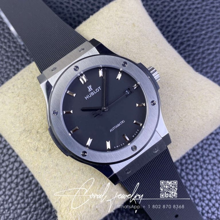 Replica Hublot Classic Fusion 542.nx.1171.rx 42mm Hb Factory Black Strap (2)