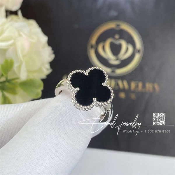 Van Cleef & Arpels Vintage Alhambra Ring White Gold, Onyx (1)