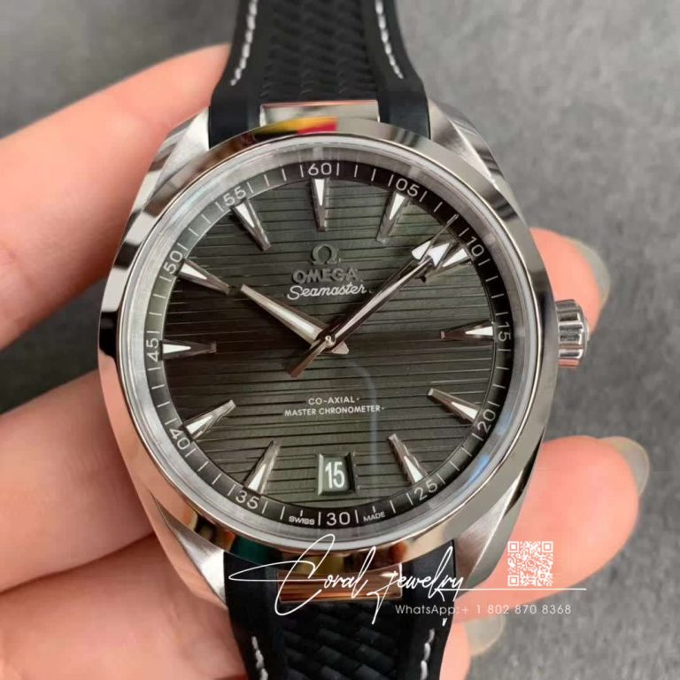 Replica Omega Seamaster 220.13.41.21.10.001 Vs Factory Green Dial (1)