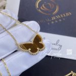 Van Cleef & Arpels Lucky Alhambra Butterfly Pendant Yellow Gold, Tiger Eye Vcard98500 (3)