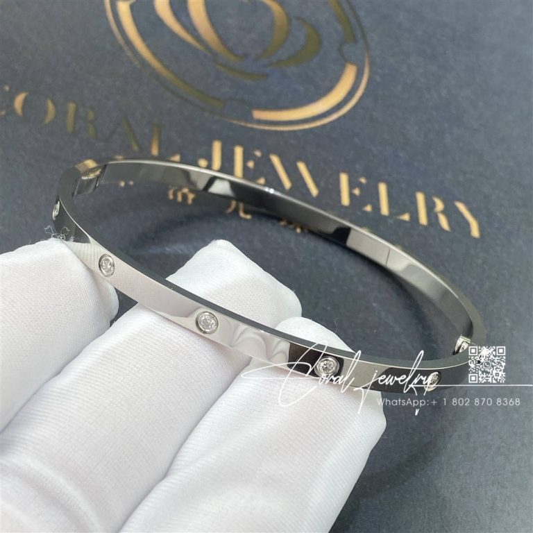 Cartier Love Bracelet, Small Model, 10 Diamonds B6048017 (5)