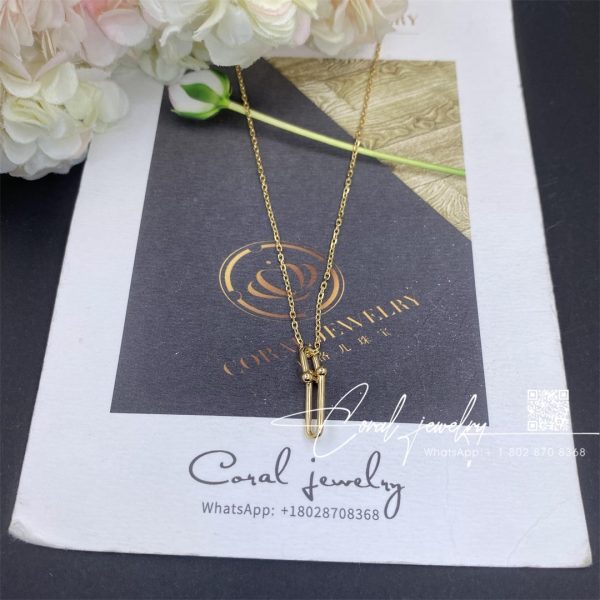 Tiffany Hardwear Elongated Link Pendant In Yellow Gold (5)