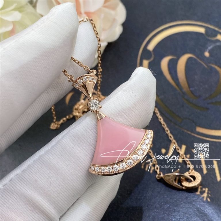 Bulgari Divas’ Dream Necklace Rose Gold Pink Opal And Diamonds Ref. 354340 (2)