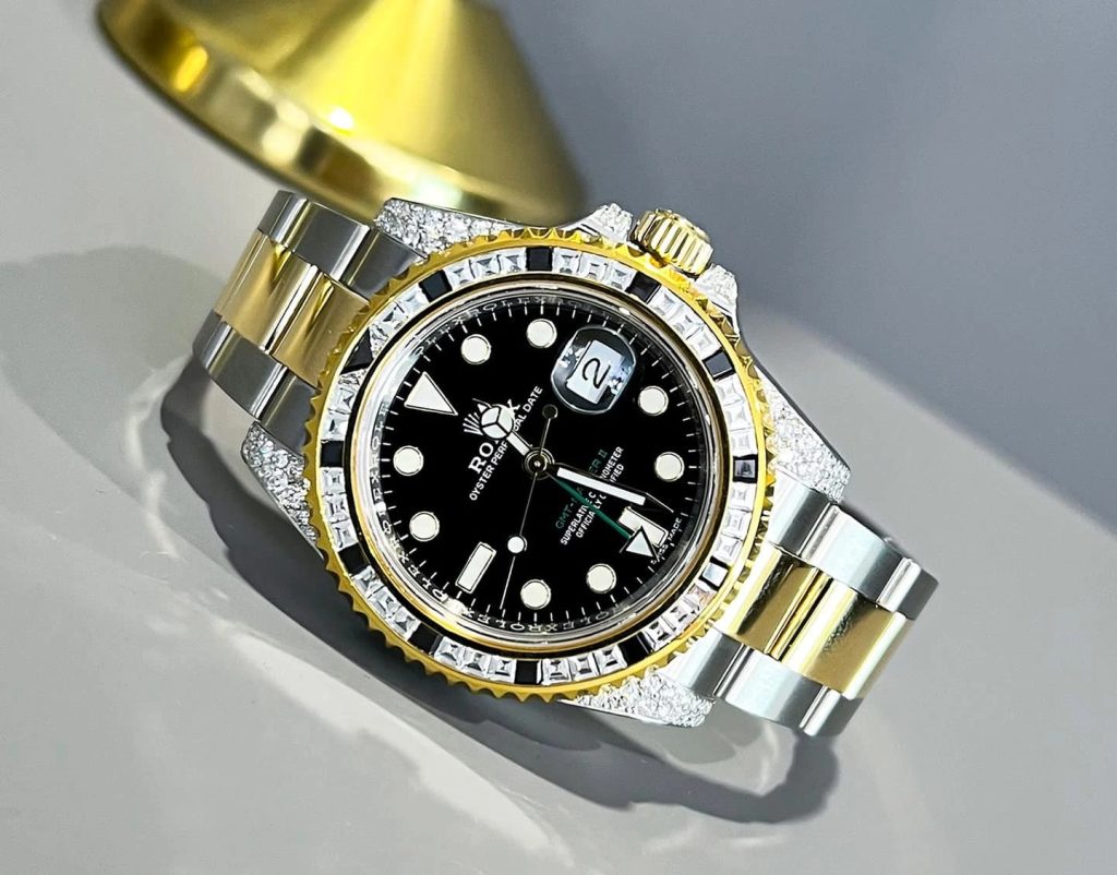 Rolex Custom Bezel Shoulders Diamond Min.coral 