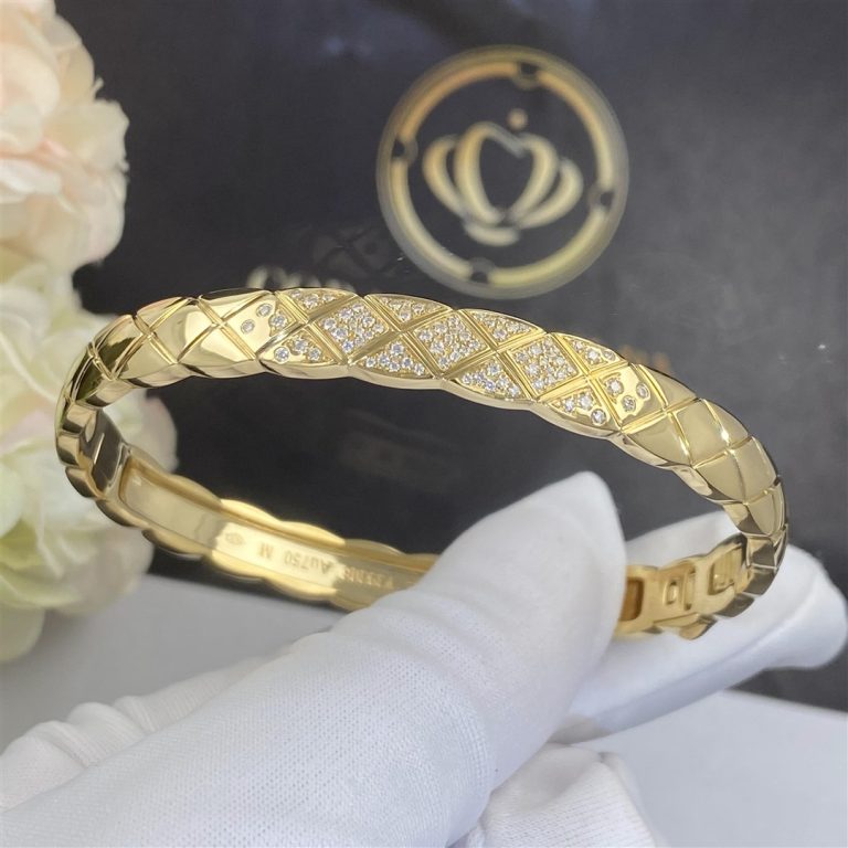 Chanel Coco Crush Bracelet Quilted Motif, 18k Yellow Gold, Diamonds J11140 (5)