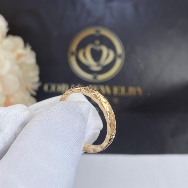 Chanel Coco Crush Ring Quilted Motif, Mini Version, 18k Beige Gold J11785 (1)