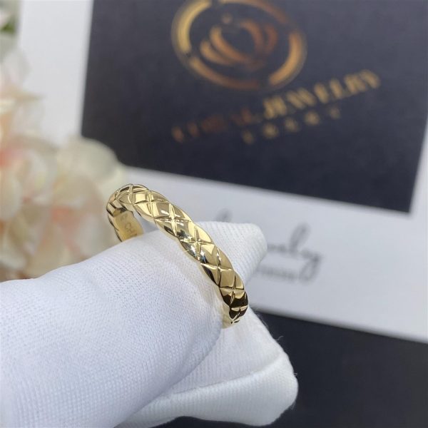 Chanel Coco Crush Ring Quilted Motif, Mini Version, 18k Yellow Gold J11794 (4)