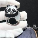 Van Cleef & Arpels Lucky Animals Panda Clip White Gold, Mother Of Pearl, Onyx Vcarp5li00 (24)