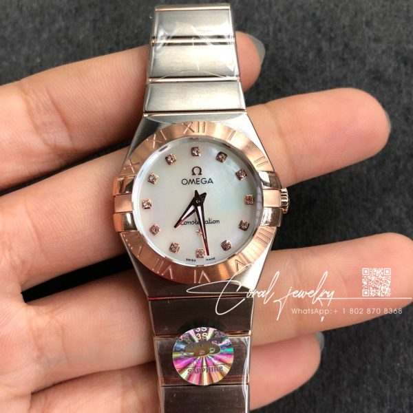 Replica Omega Constellation 27mm Quartz Rose Gold Bezel Mother Of Pearl Dial 123.20.27.60.05 (1)