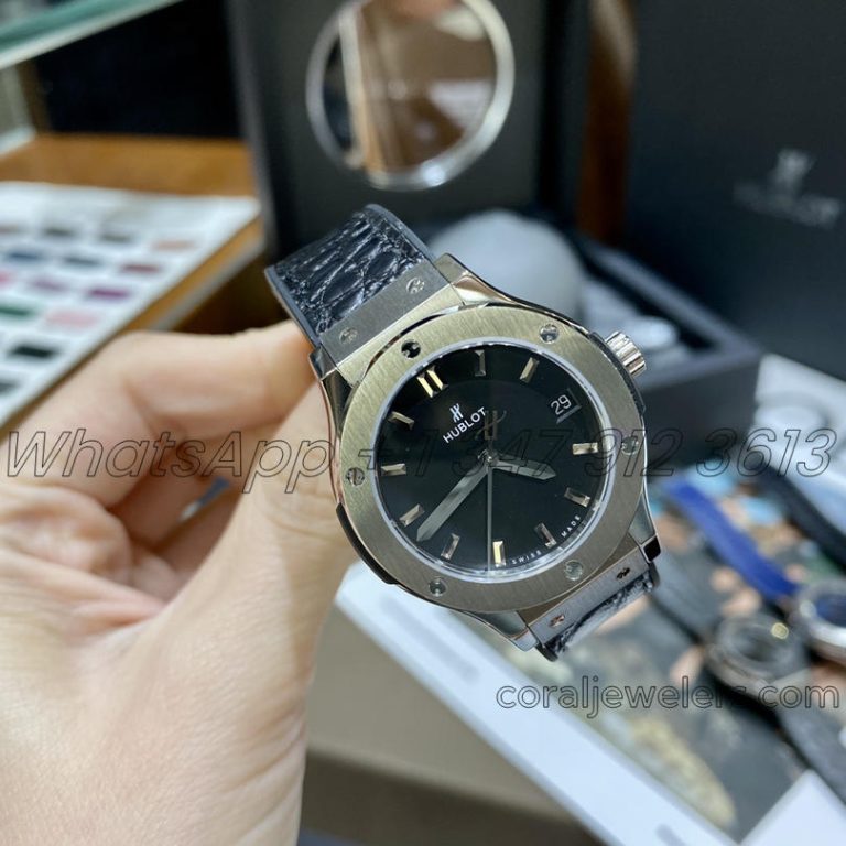 Replica Gsf Hublot Classic Fusion Stainless Steel 33mm Black Dial Swiss Quartz Movement (1)